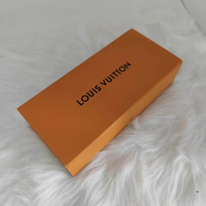 LOUIS VUITTON Electronic Bluetooth earphones（45）