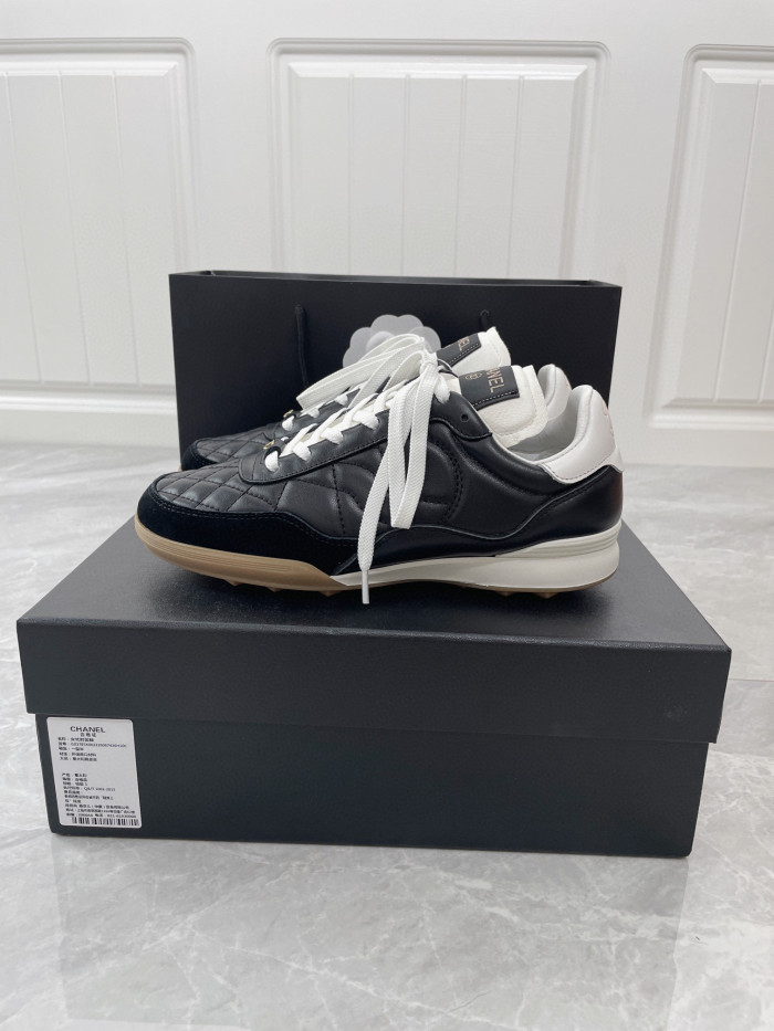 Chanel Women's Low Top Leather Sneakers Shoes #nigo96619