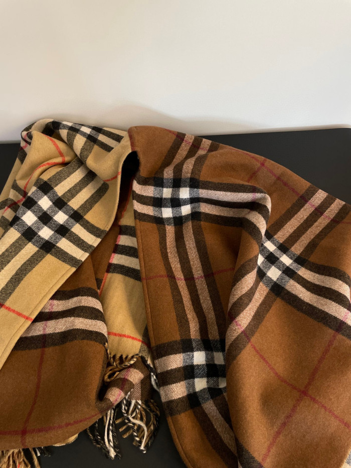 Burberry Plaid Wool Shawl Scarf #nigo96623