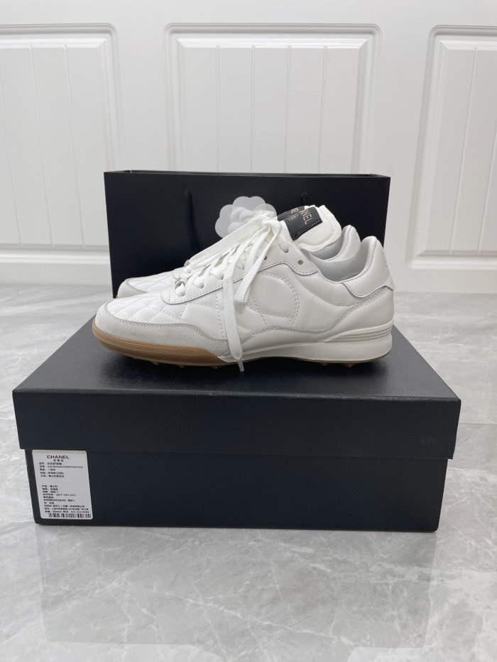 Chanel Women's Low Top Leather Sneakers Shoes #nigo96619