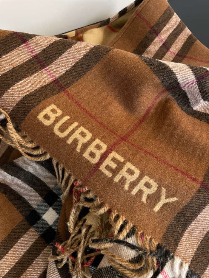 Burberry Plaid Wool Shawl Scarf #nigo96623