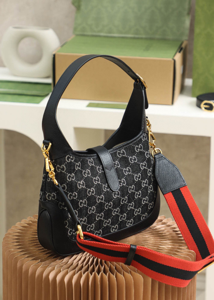 Gucci Leather Carrying Large Capacity Underarm Bag #nigo21962