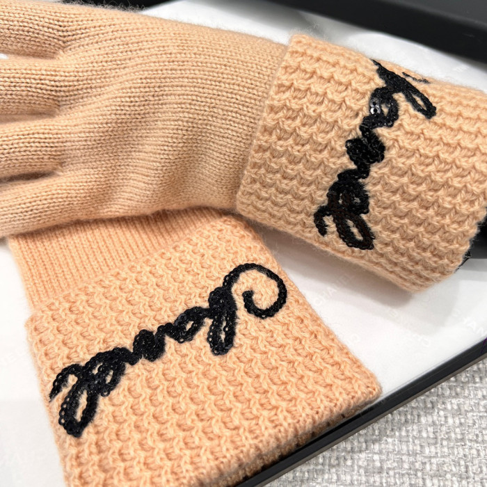 Chanel Cashmere Knit Hat Gloves Scarf #nigo96642