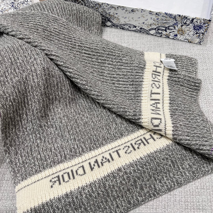 Dior WHITE Knitted Hat Scarf Two-Piece Set #nigo21981