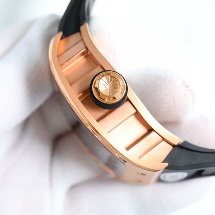 AMG Mechanical Intelligent Strap Watch #nigo21987