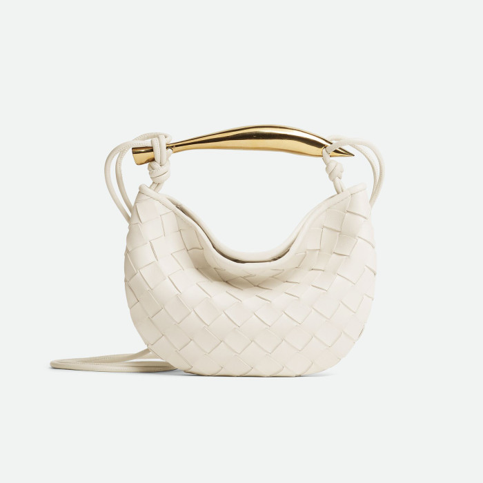 Bottega Veneta Leather Woven Hand Bag #nigo21992