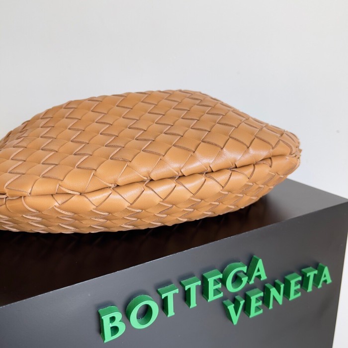 Bottega Veneta Leather Woven Hand Bag #nigo21992