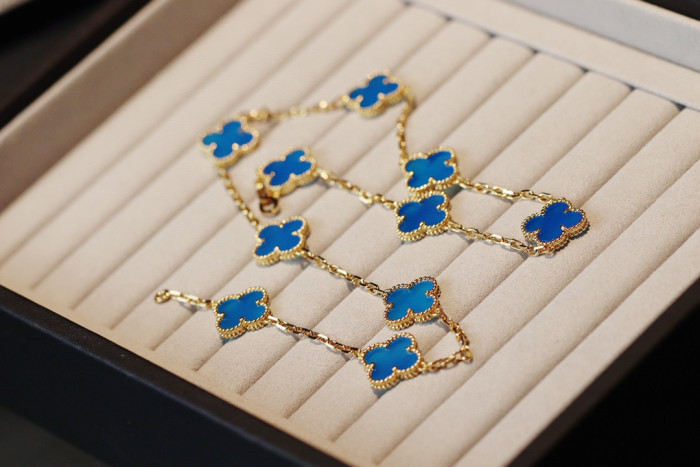 Van Cleef & Arpels Vintage Alhambra Necklace Jewelry #nigo96695