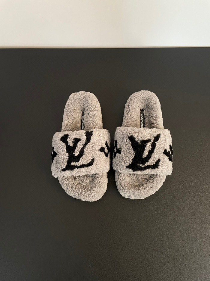 Louis Vuitton Women's PASEO COMFORT Sandals Shoes #nigo96715