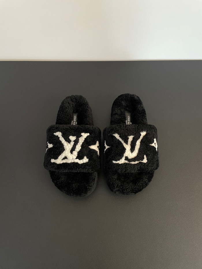 Louis Vuitton Women's PASEO COMFORT Sandals Shoes #nigo96715