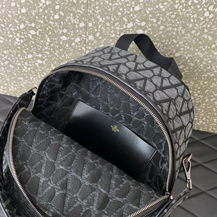 Valentino Printed Canvas Backpack Bag #nigo22127