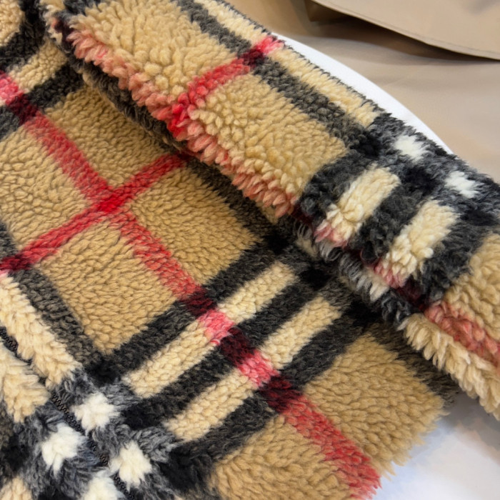 Burberry Check Fleece Hooded Jacket #nigo96751