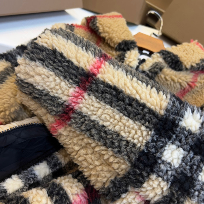 Burberry Check Fleece Hooded Jacket #nigo96751