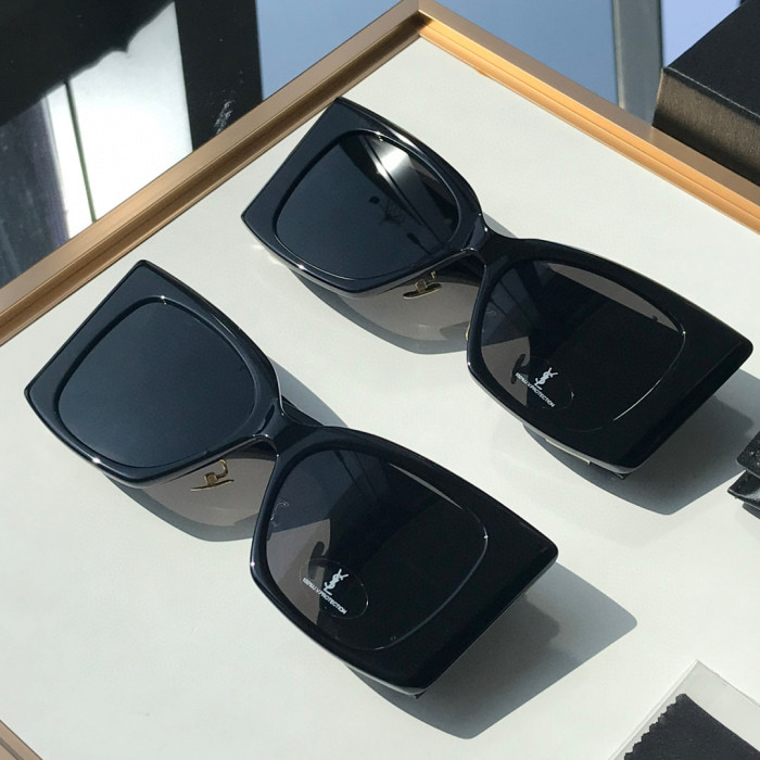 SAINT LAURENT Black Square Sunglasses Glasses #nigo96756