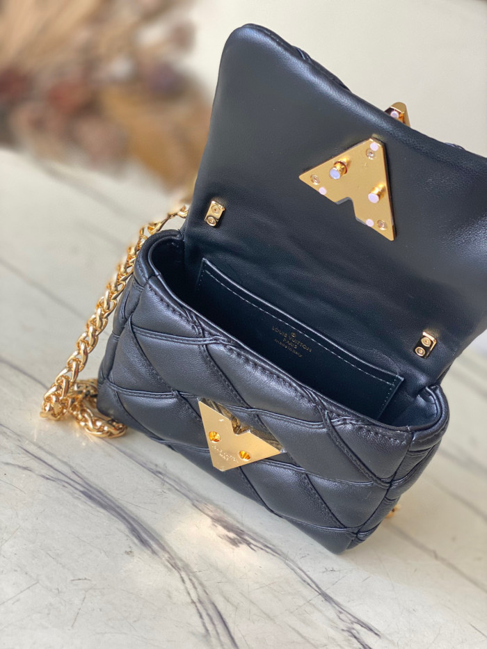 Louis Vuitton PICO GO-14 Leather Chain Diagonal Bag #nigo22171