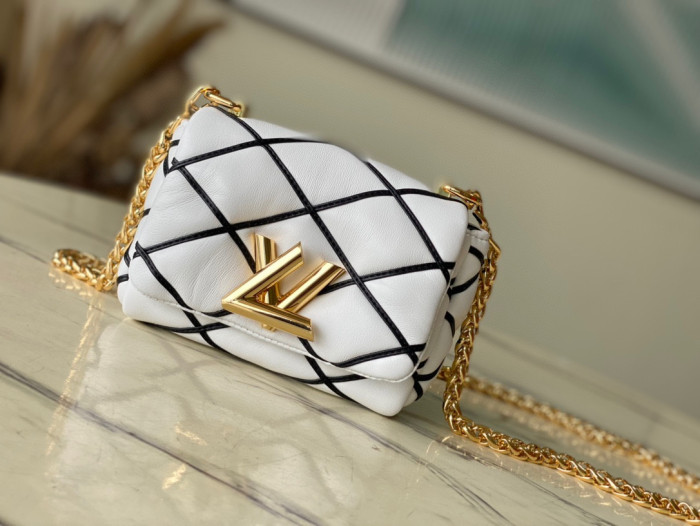 Louis Vuitton PICO GO-14 Leather Chain Diagonal Bag #nigo22171