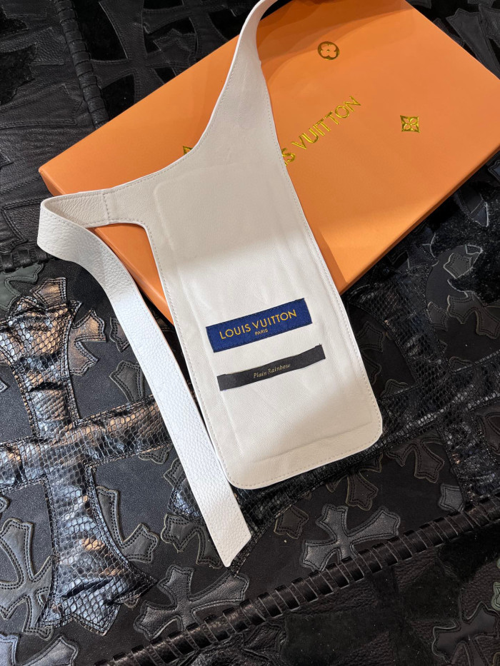 Louis Vuitton Leather Printed Vest With Accessories #nigo22172