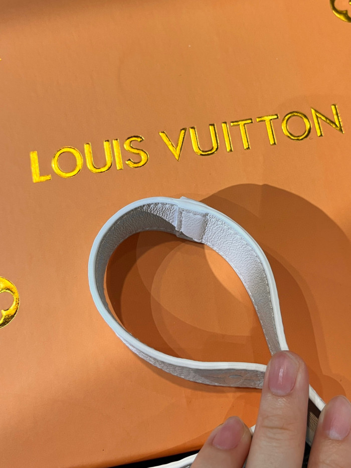 Louis Vuitton Leather Printed Vest With Accessories #nigo22172