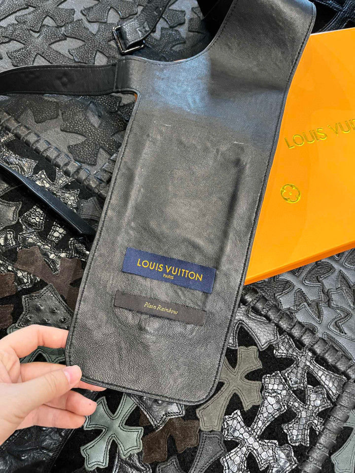 Louis Vuitton Leather Printed Vest With Accessories #nigo22172