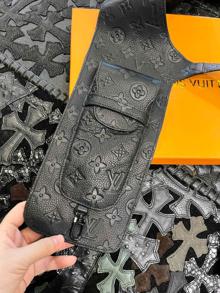 Louis Vuitton Leather Printed Vest With Accessories #nigo22172