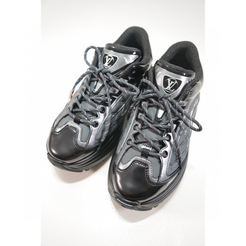 Louis Vuitton LV Discovery Lace Up Sneakers Shoes #nigo96795