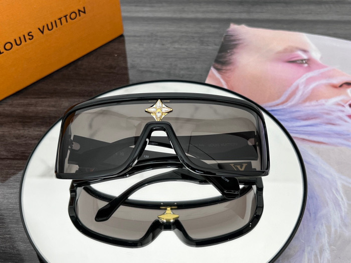 NIGO Louis Vuitton Men's Irregular Shape Plate Sunglasses Glasses #nigo96977