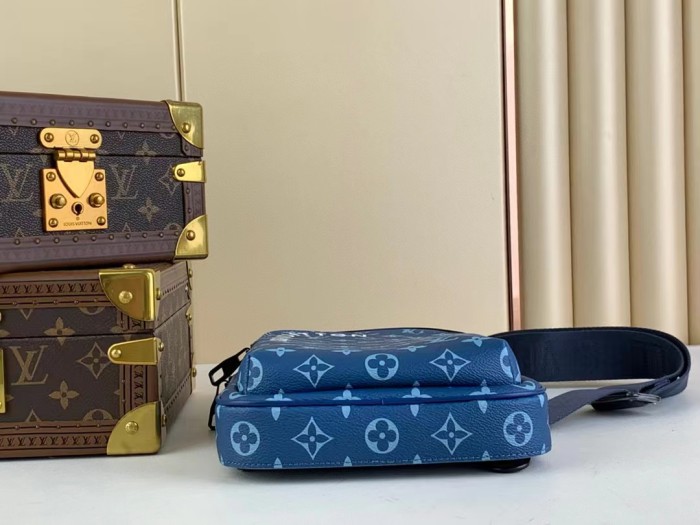 NIGO Louis Vuitton Men's Blue Adjustable Shoulder Strap Zipper Closure Canvas Crossbody Shoulder Bag  #nigo97127