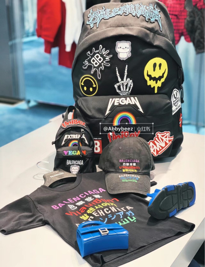 NIGO Balenciaga Men's Explosive Graffiti Embroidered Gamer Shoulder Bag Backpacks #nigo97253