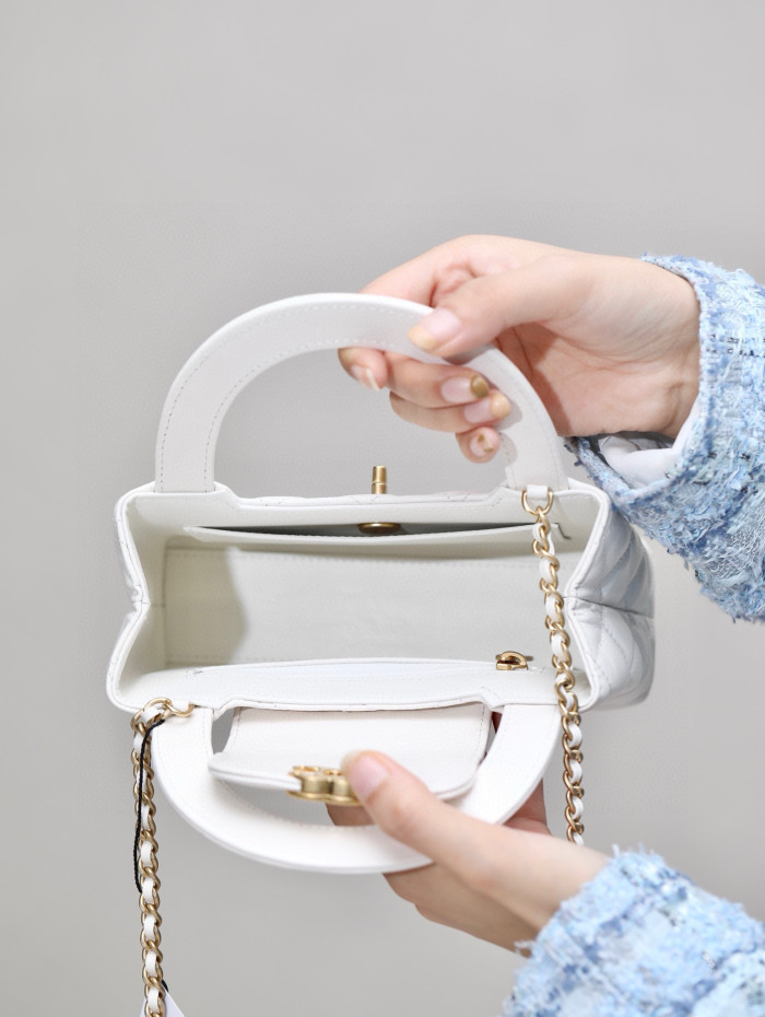 NIGO Chanel 23K Kelly Ladies Solid Colour Chain Shoulder Leather Handbag Bag Bags #nigo97614