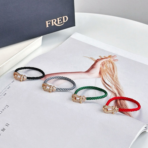 NIGO Fred Force 10 Horseshoe Clasp Rose Gold Rhinestone Bracelet Jewellery #nigo97628