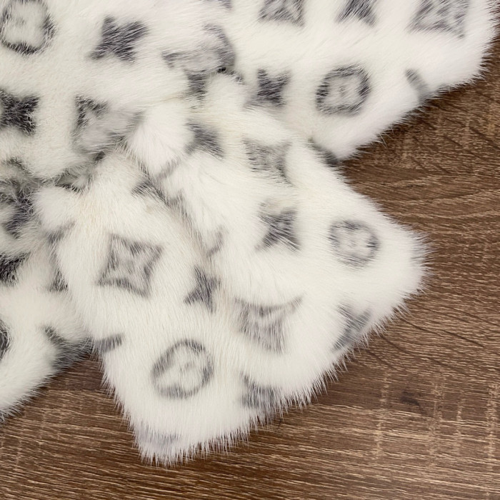 NIGO Louis Vuitton Women's Winter Logo Printed White Mink Fur Scarf #nigo97758
