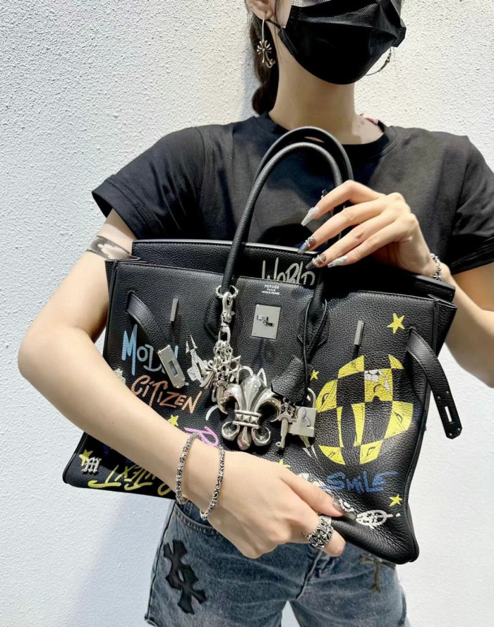 NIGO Chrome Hearts X Hermes X Graffiti Ladies Graffiti Pattern Metal Buckle Leather Tote Bag #nigo97796