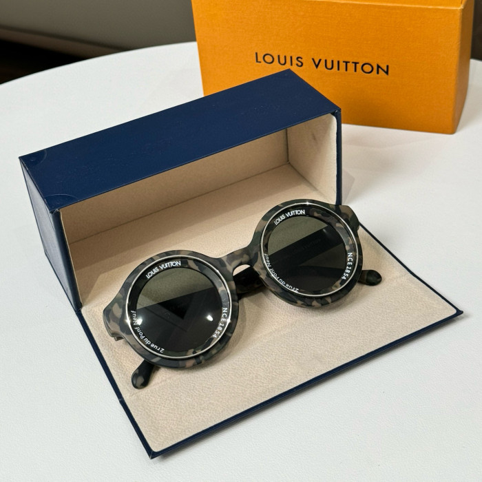 NIGO Louis Vuitton Men's Solid Color Round Sunglasses Eyewear Glasses #nigo189514