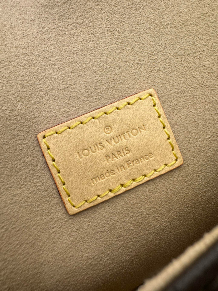 NIGO Louis Vuitton Ladies Brown Saumur BB Detachable Adjustable Shoulder Strap Coated Canvas Quilted Cowhide Shoulder Slanting Handbag Bag Bags #nigo98113