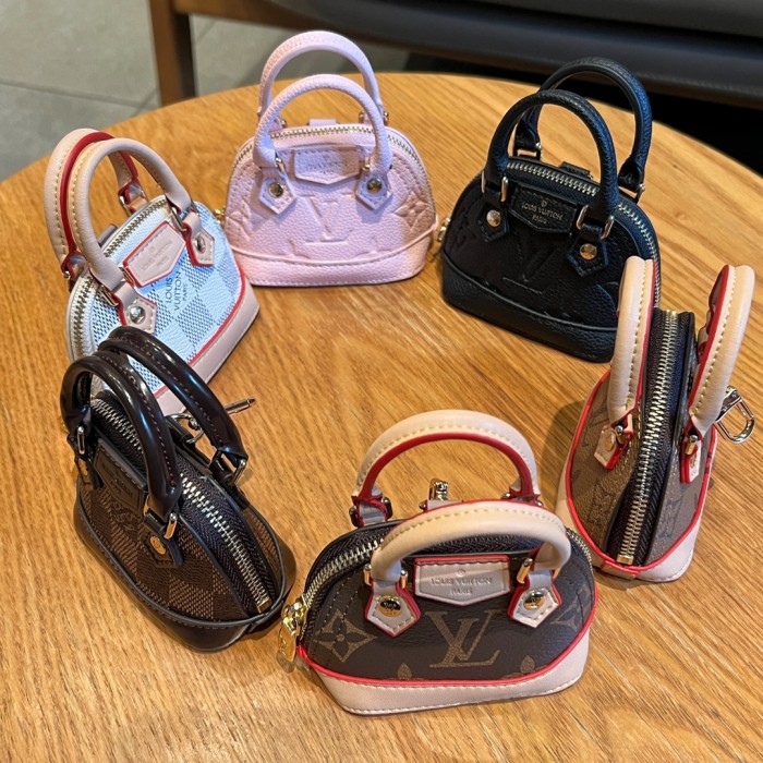 NIGO Louis Vuitton Men's Women's Mini Headset Bag Shell Bag Cartoon Keychain Hanging Jewelry Accessories #nigo98158