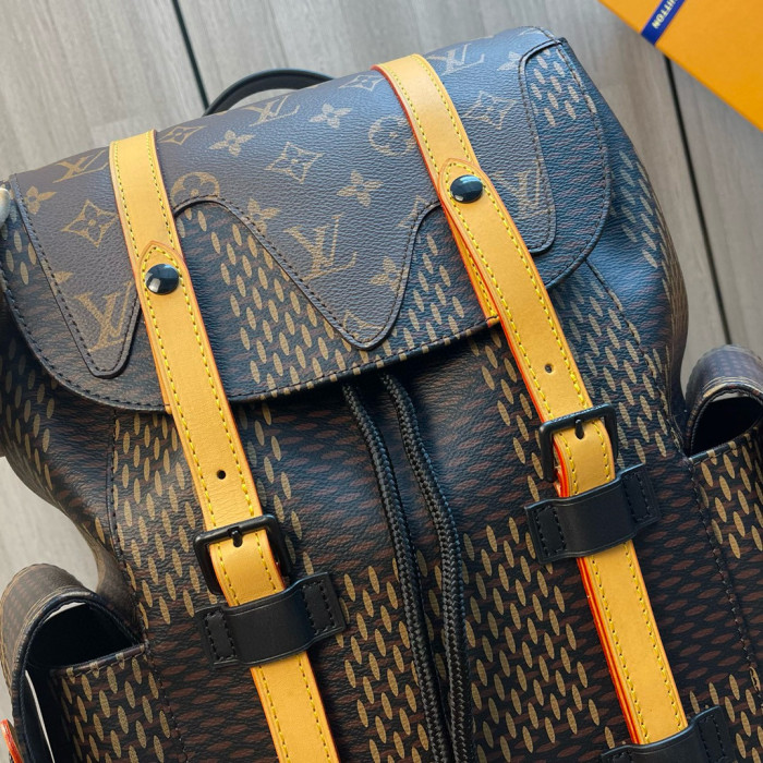 NIGO Louis Vuitton x NIGO Men's Christopher Classic Old Flower Plaid Flap Wave Pattern Trendy Small Canvas Shoulder Bag #nigo98293