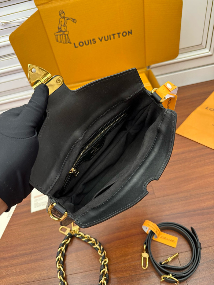 NIGO Louis Vuitton Women's Detachable Adjustable Shoulder Strap Old Flower Full Print Coating Canvas Splicing Cowhide Chain Shoulder Handbag Bag Bags #nigo98373
