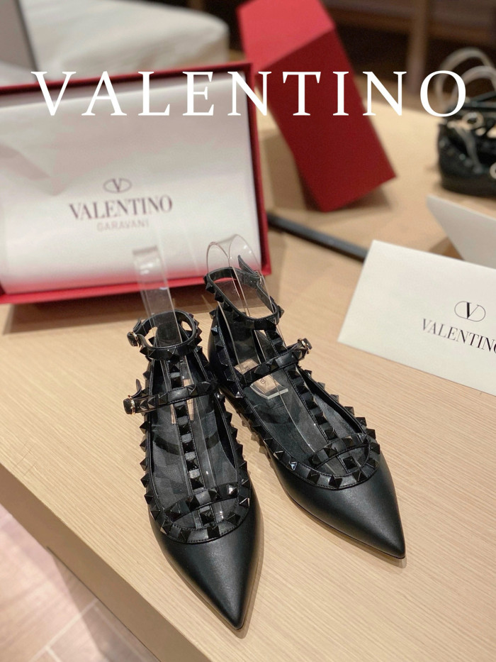 NIGO Valentino Women's Spring And Summer Rivets Cowhide Single Shoes Mirror Patent Leather Sheepskin Lining High-heeled Shoes #nigo98357