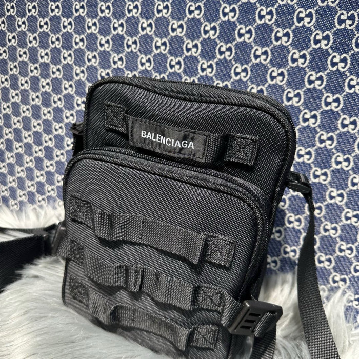 NIGO Balenciaga Army Men's Black Removable Adjustable Shoulder Strap Zipper Closure Nylon Polyester Shoulder Crossbody Bag #nigo98467