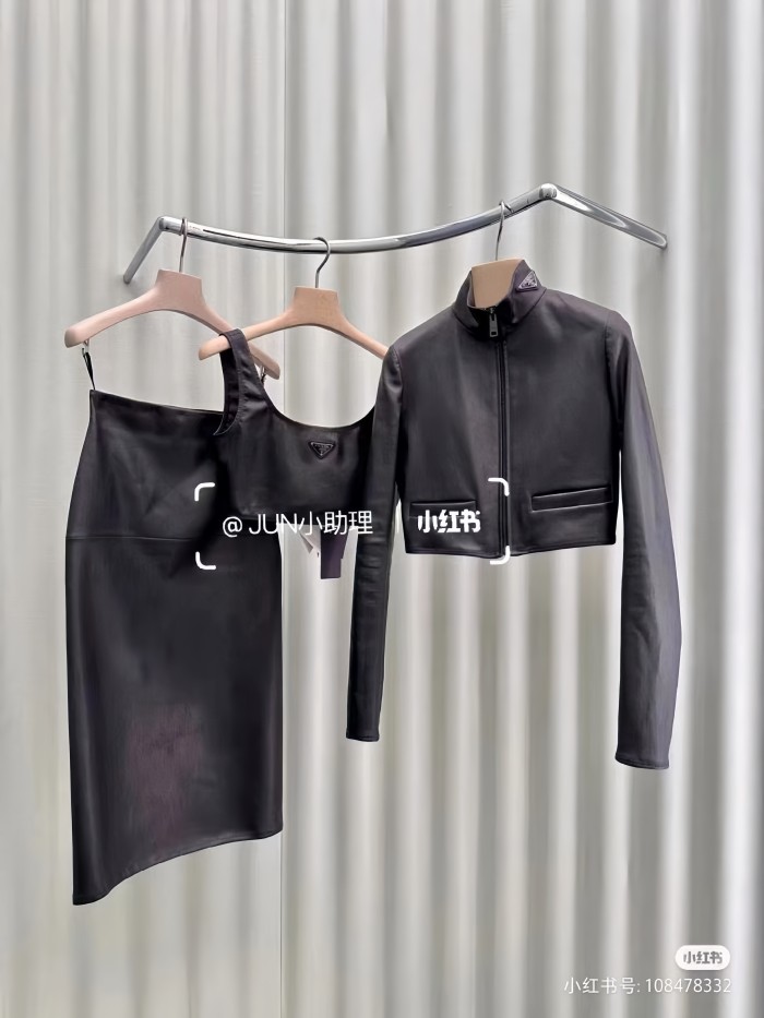 NIGO Prada Women's Spring and Summer Black Triangle Label Logo Zipper Leather Jacket Vest Half-body Skirt Three Piece Set Suit #nigo98553