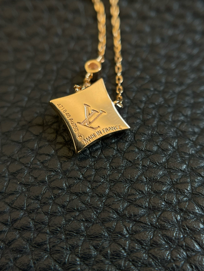 NIGO Louis Vuitton LV Color Blossom BB Floral Pendant Collarbone Chain Necklace Jewelry #nigo98659