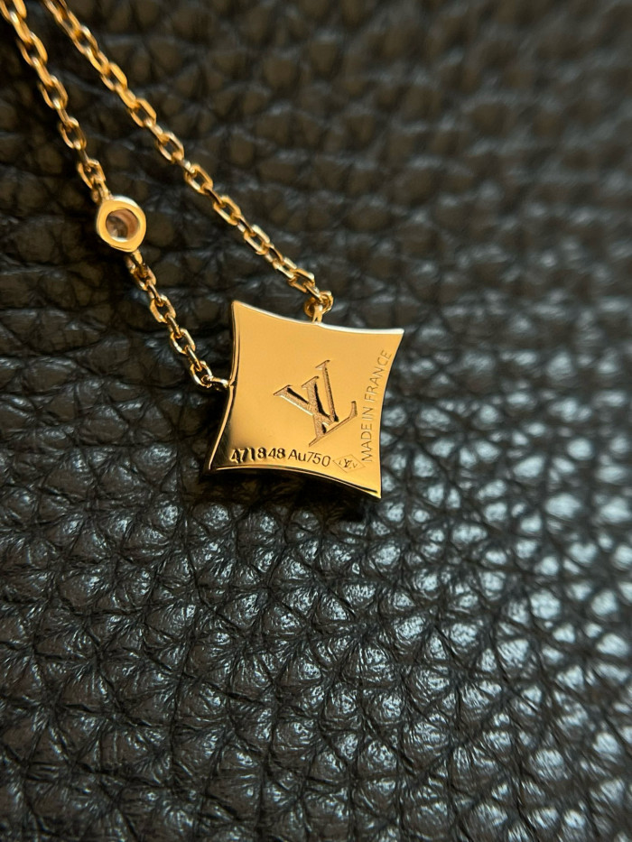 NIGO Louis Vuitton LV Color Blossom BB Floral Pendant Collarbone Chain Necklace Jewelry #nigo98659