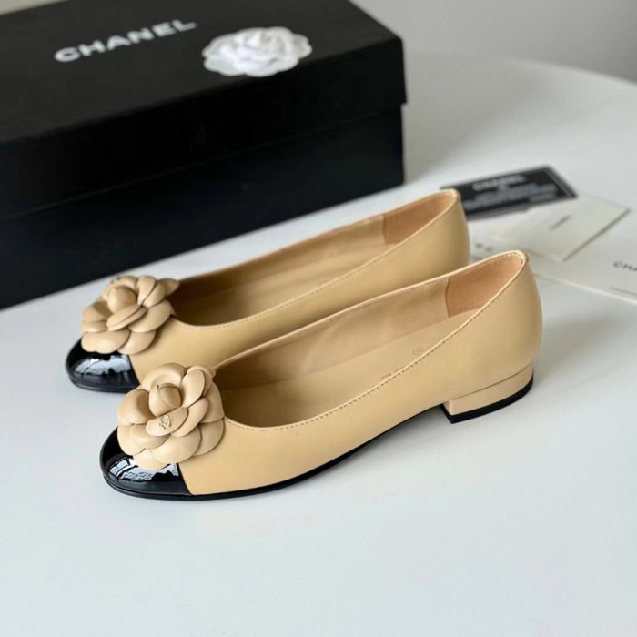 NIGO Chanel Women's Spring And Summer Colorblocking Flowers High Heels Temperament Fashion Single Shoes Sheepskin High Heels #nigo98731