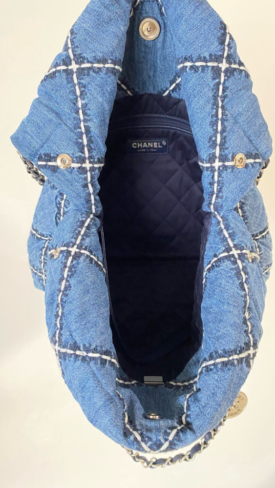 NIGO Chanel Women's Letters Logo Diamond Pattern Drawstring Closure Gradient Denim Denim Old Bucket Bag Shoulder Crossbody Bags #nigo98797