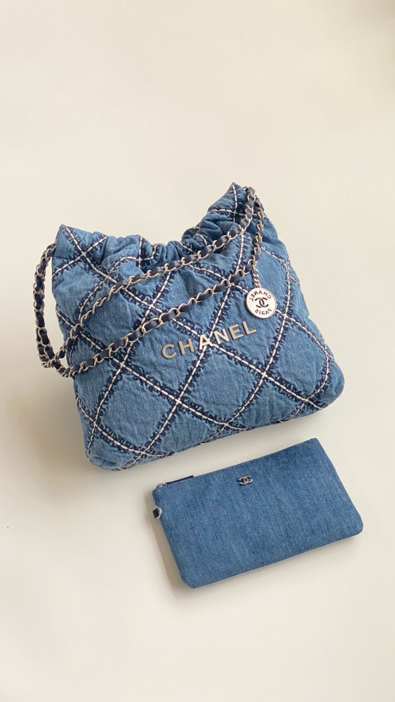 NIGO Chanel Women's Letters Logo Diamond Pattern Drawstring Closure Gradient Denim Denim Old Bucket Bag Shoulder Crossbody Bags #nigo98797
