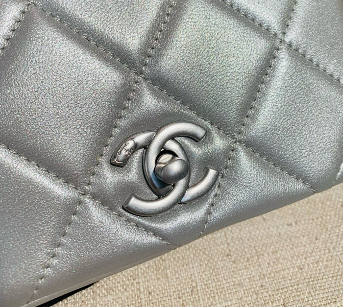 NIGO Chanel Women's Silver Lambskin Mini Mouth Cover Bag Chain Shoulder Bags #nigo98848