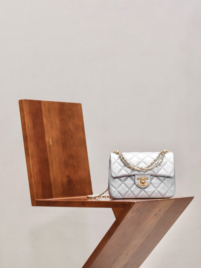 NIGO Chanel Women's Solid Color Sheepskin Mini Mouth Cover Bag Chain Shoulder Bags #nigo98938