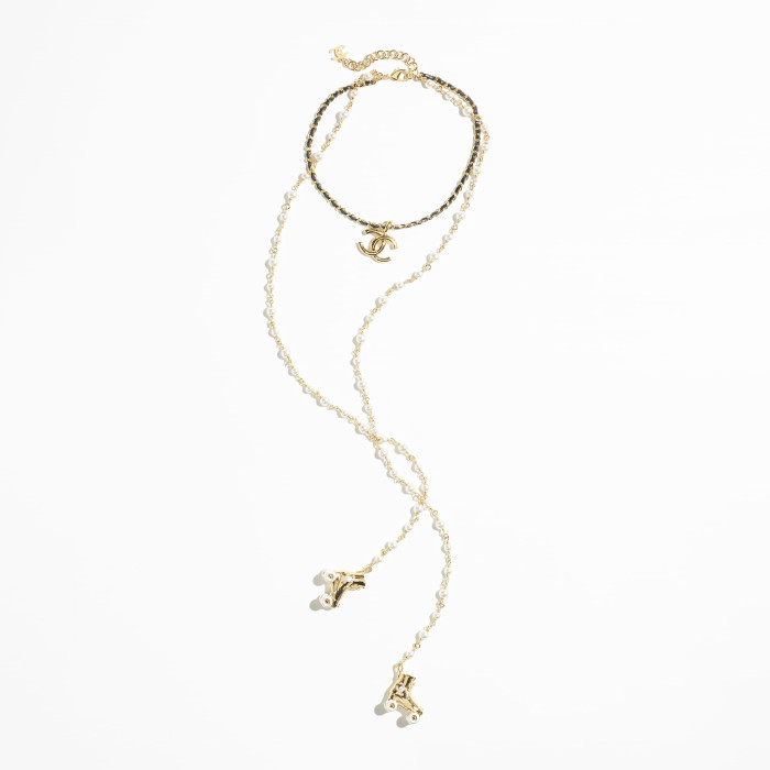 NIGO Chanel Women's Roller Skate Pendant Pearl Necklace Jewelry #nigo99253