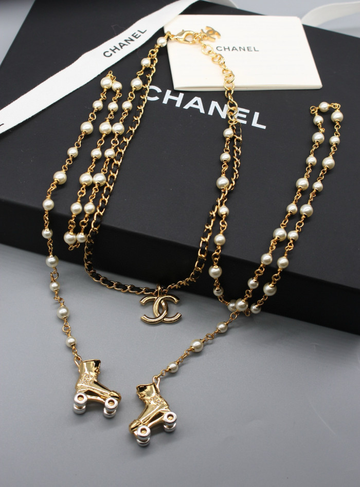 NIGO Chanel Women's Roller Skate Pendant Pearl Necklace Jewelry #nigo99253