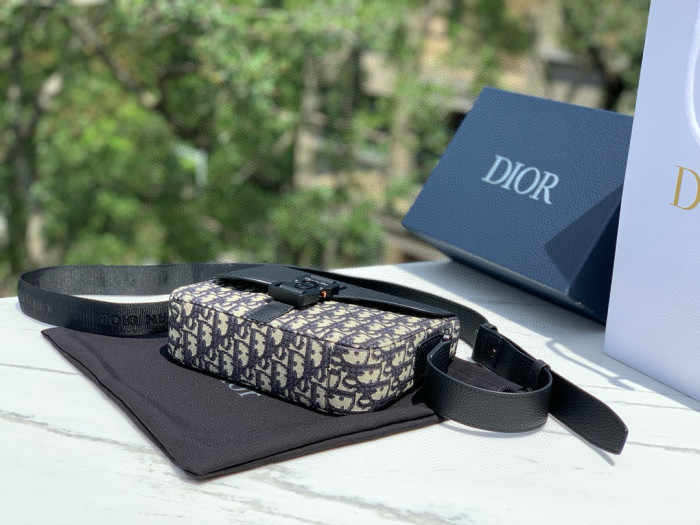 NIGO Dior Men's Adjustable Shoulder Strap Flap Closure Oblique Printed Grained Cowhide Saddle Bag Crossbody Shoulder Bags #nigo99336